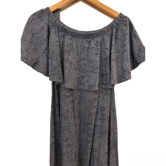Soft Surroundings Carina Off-the-Shoulder Maxi Dress • Gray & Black Print Size M - Picture 6 of 9